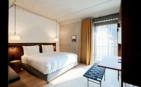 Karl August - A Neighborhood Hotel